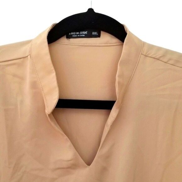 SHEIN Curve Split Neck Tiered Ruffle Sleeve Dress Tan Size 0XL   4 0128 - Picture 3 of 4